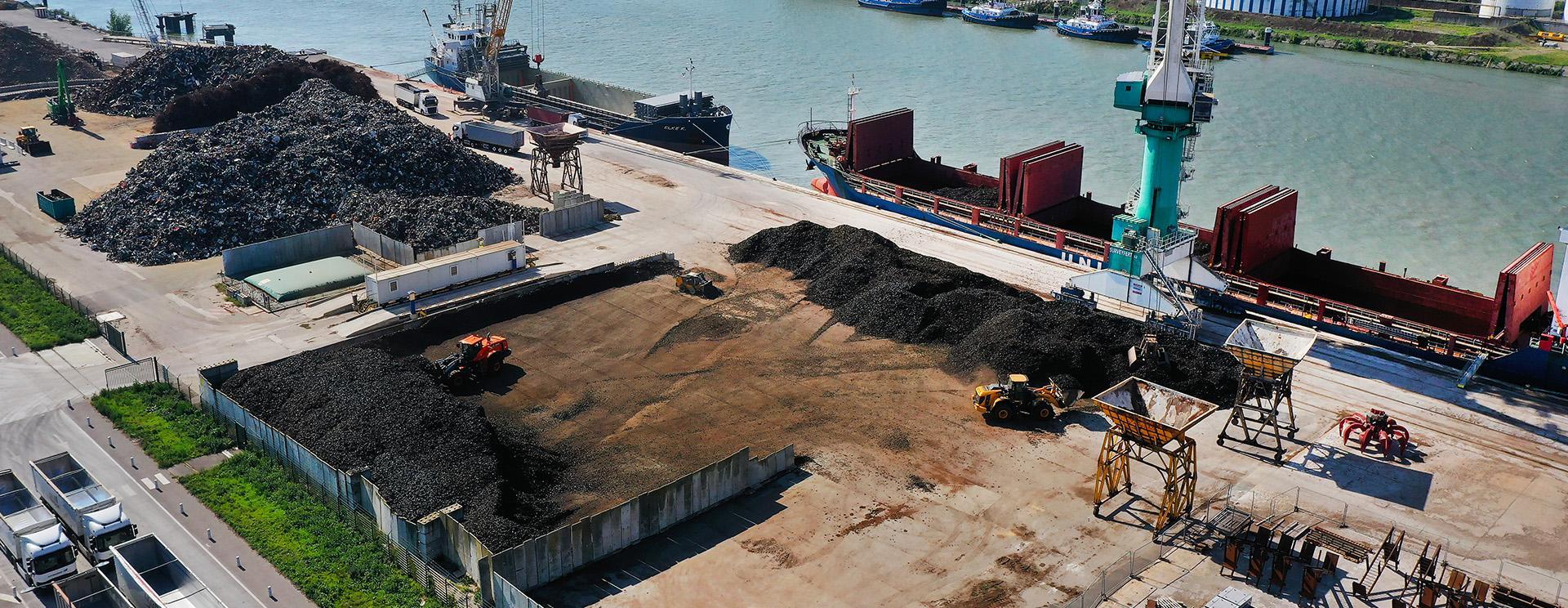 Aire de stockage de pneus broyés à QPC