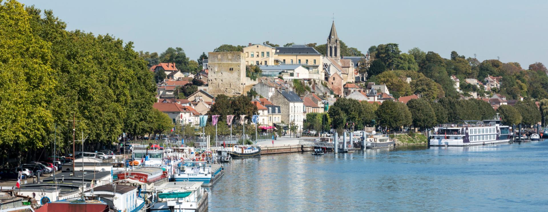 vue des berges du port de Conflans_Sainte-Honorine