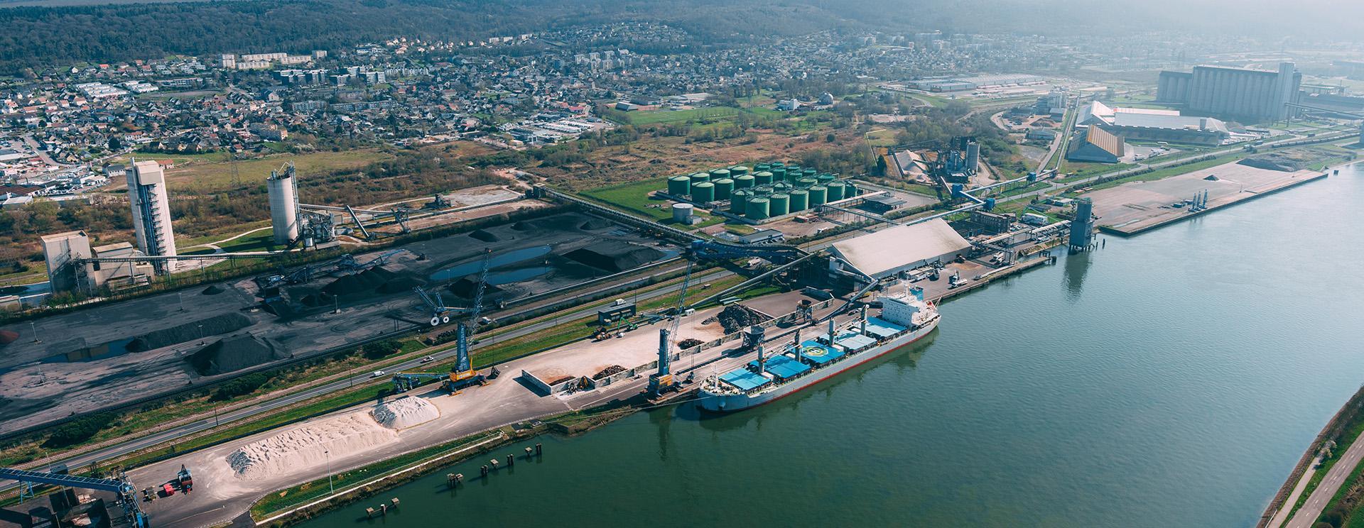 Terminal de Grand-Couronne du port de Rouen