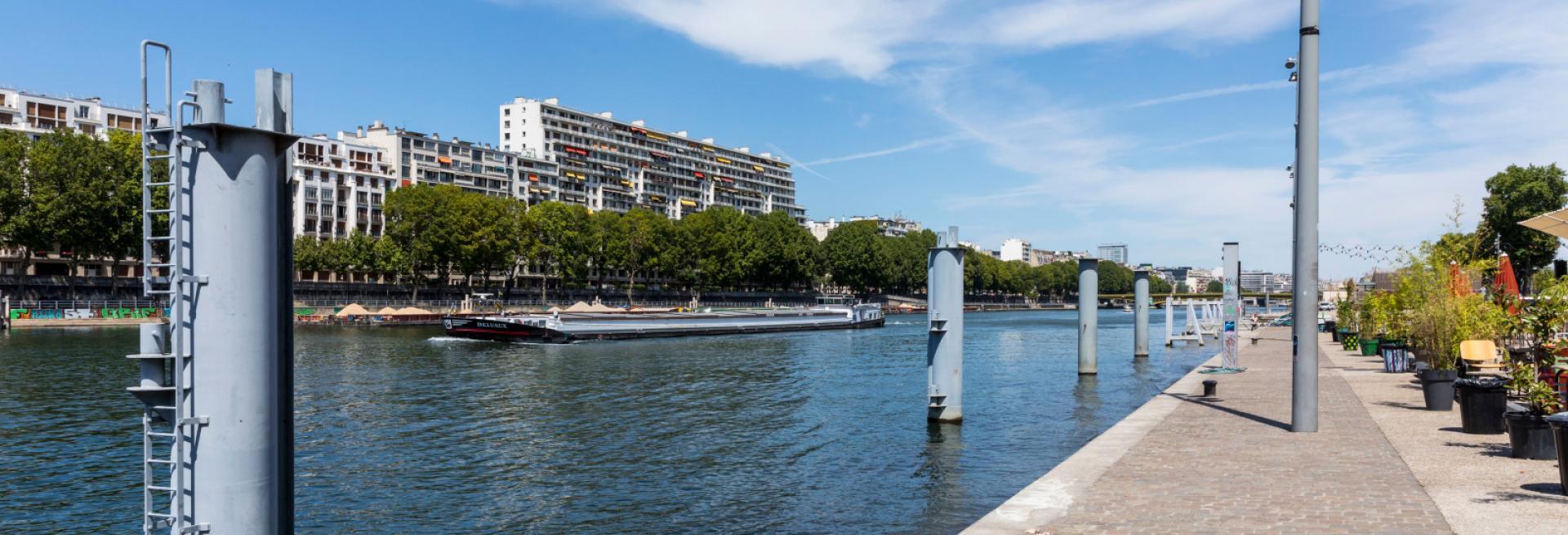 Vue des rénovations mises en place sur le quai Javel bas à Paris - Agrandir l'image, fenêtre modale