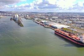 Vue aérienne du terminal de Rouen Quevilly