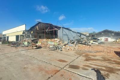 Démolition des bâtiments désamiantés - Agrandir l'image 2 sur 3, fenêtre modale