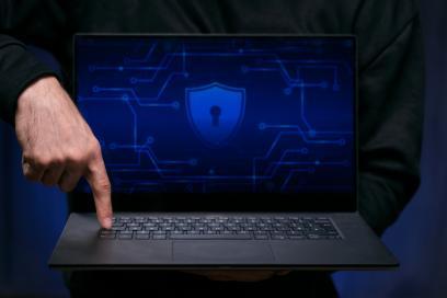 Cyber attaque sur le web - Agrandir l'image, fenêtre modale