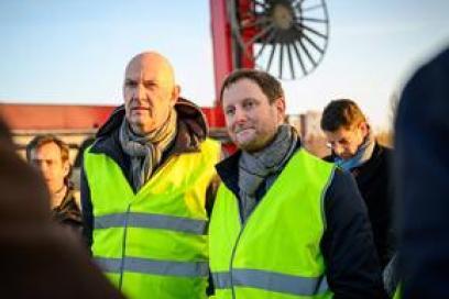 Visite de Clément Beaune, ministre des transports, sur le site CILOG à Gennevilliers - Agrandir l'image, fenêtre modale