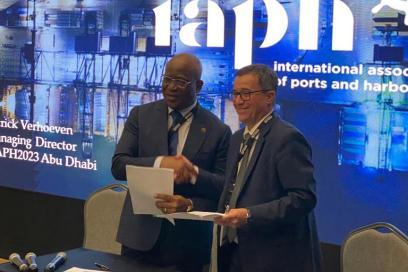 Signature du partenariat Port de Kribi et HAROPA PORT - Enlarge image, modal window