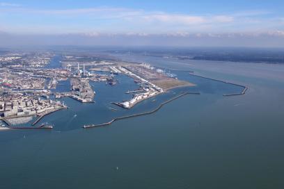 Photomontage de la chatière au port du Havre - Enlarge image, modal window