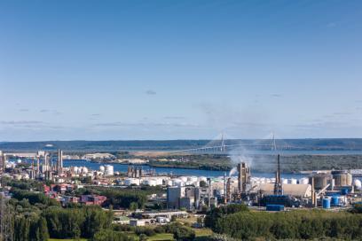 Zone industrialo portuaire du port du Havre - Agrandir l'image, fenêtre modale